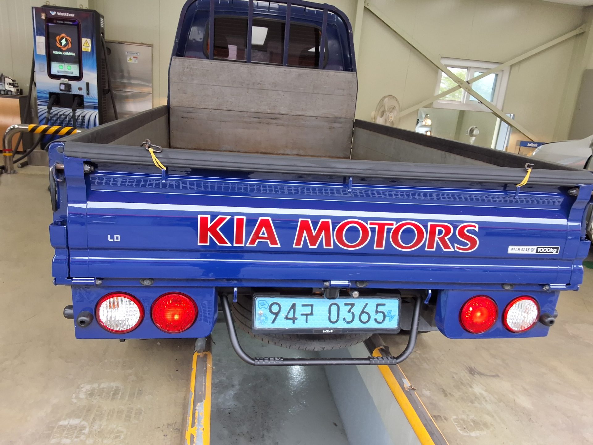 2021 - kia bongo