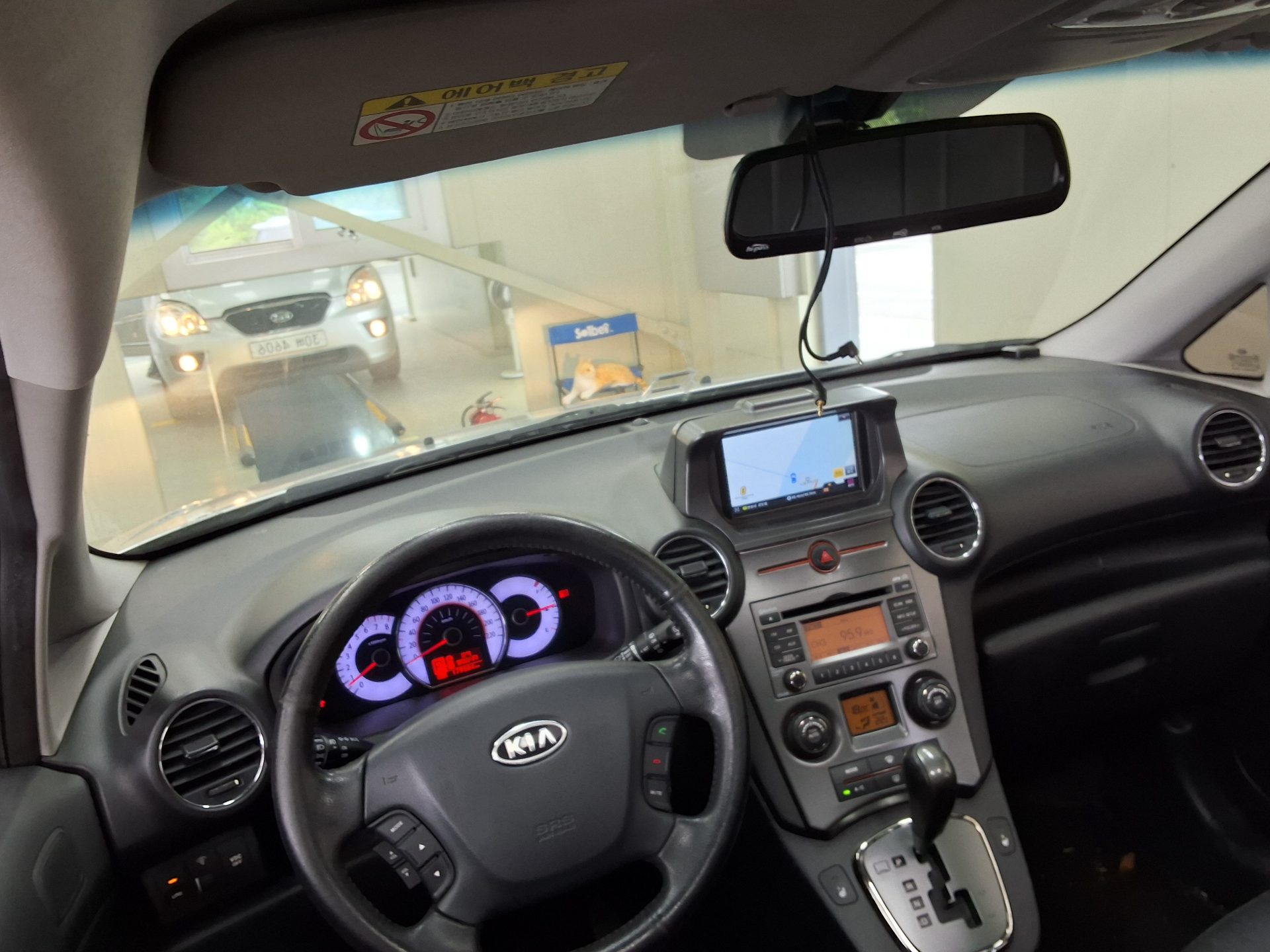 2011 - kia carens