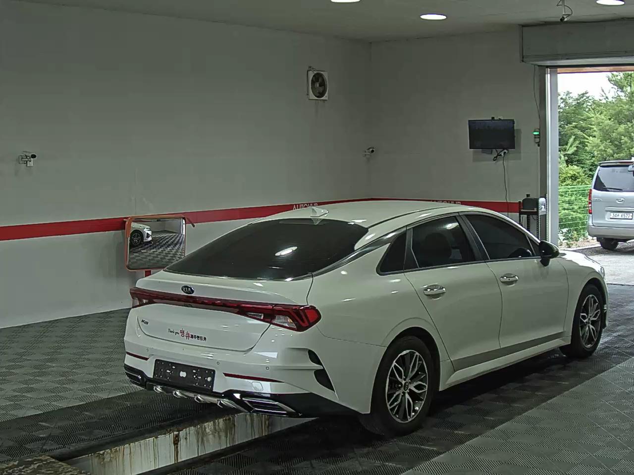 2021 - kia k5
