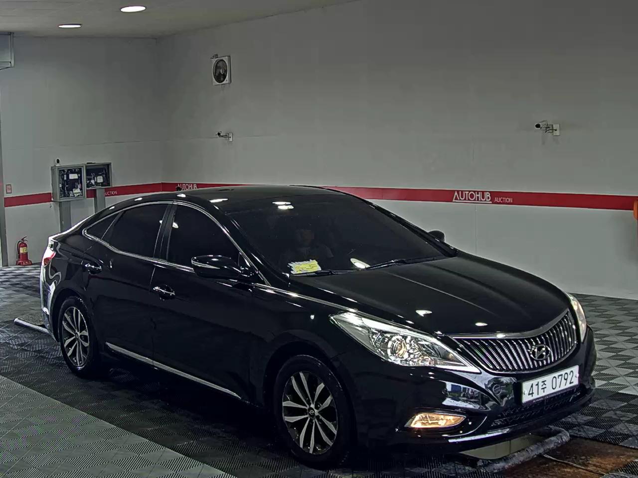 2012 - hyundai grandeur