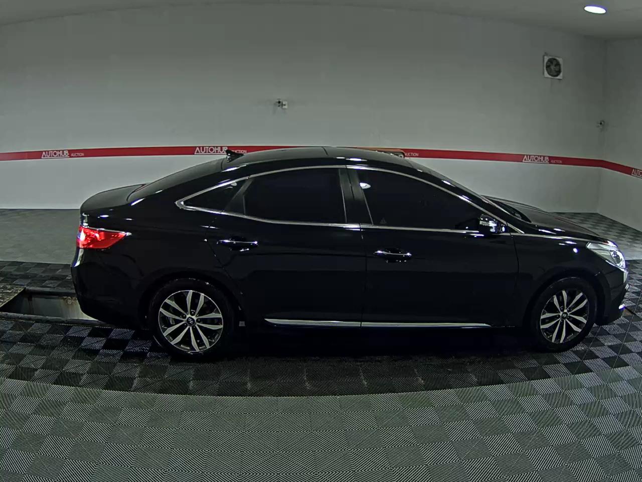 2012 - hyundai grandeur