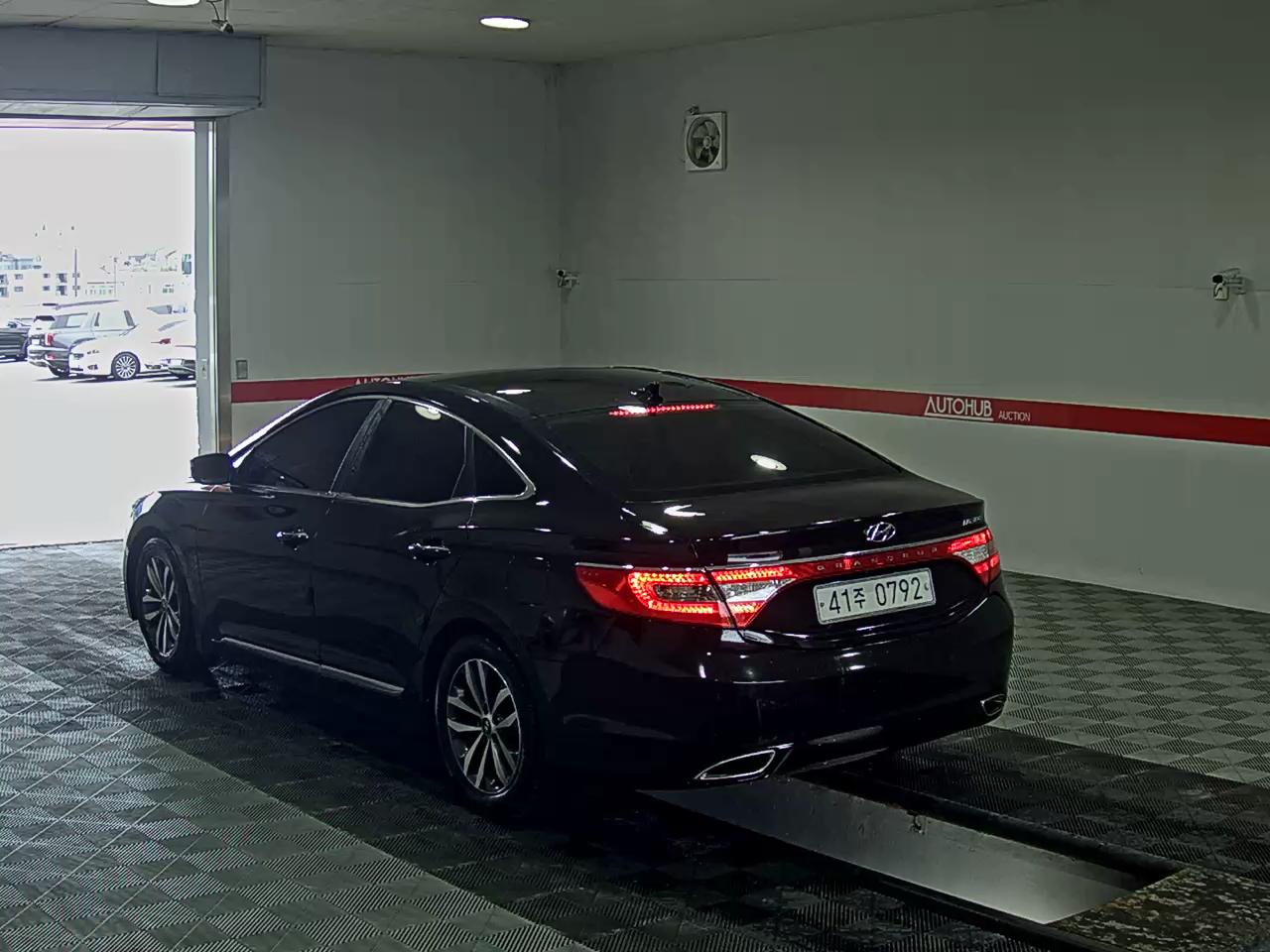2012 - hyundai grandeur