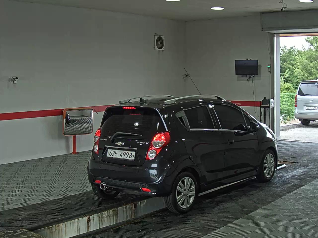 2014 - chevrolet spark