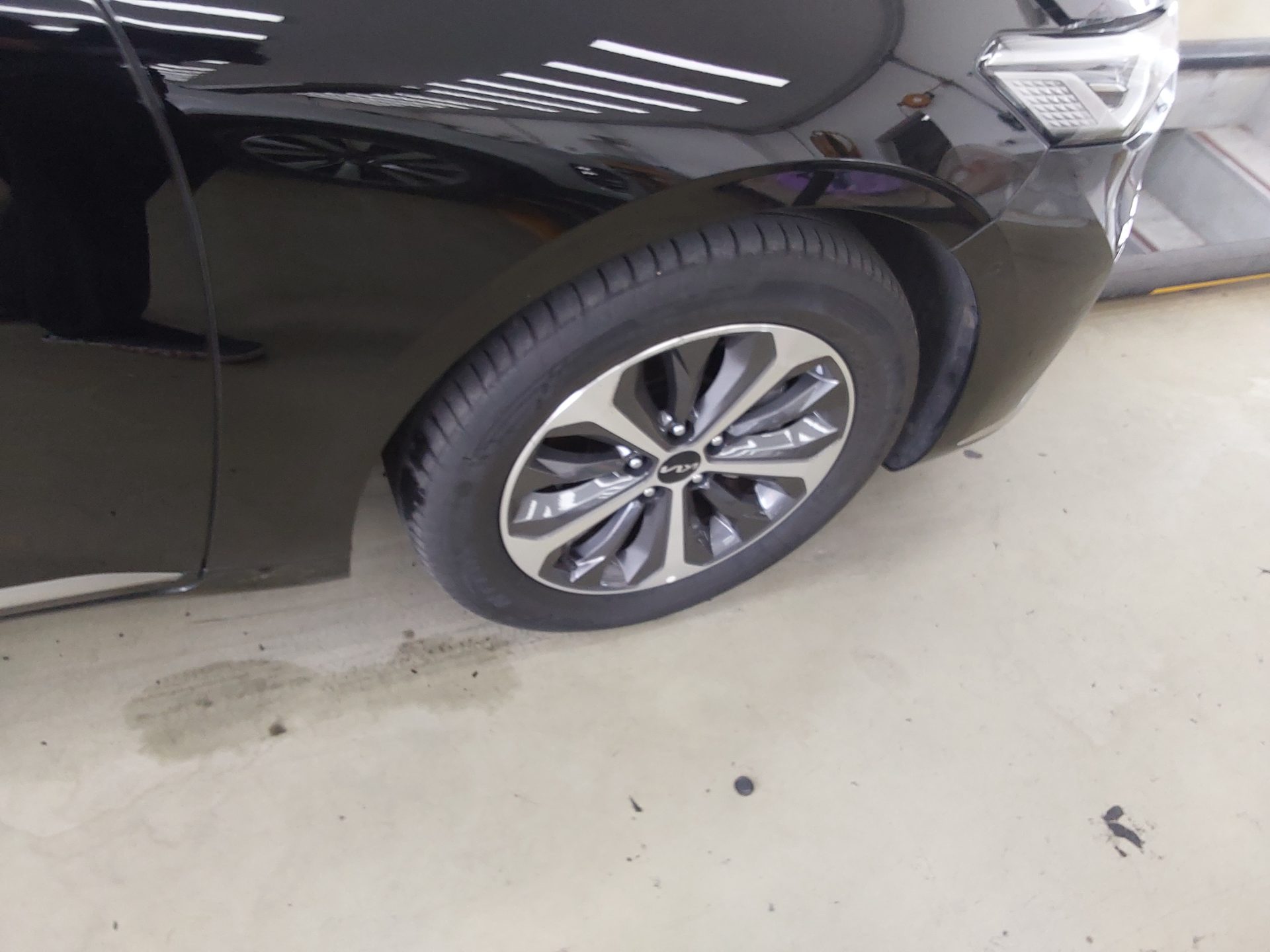 2023 - kia k8
