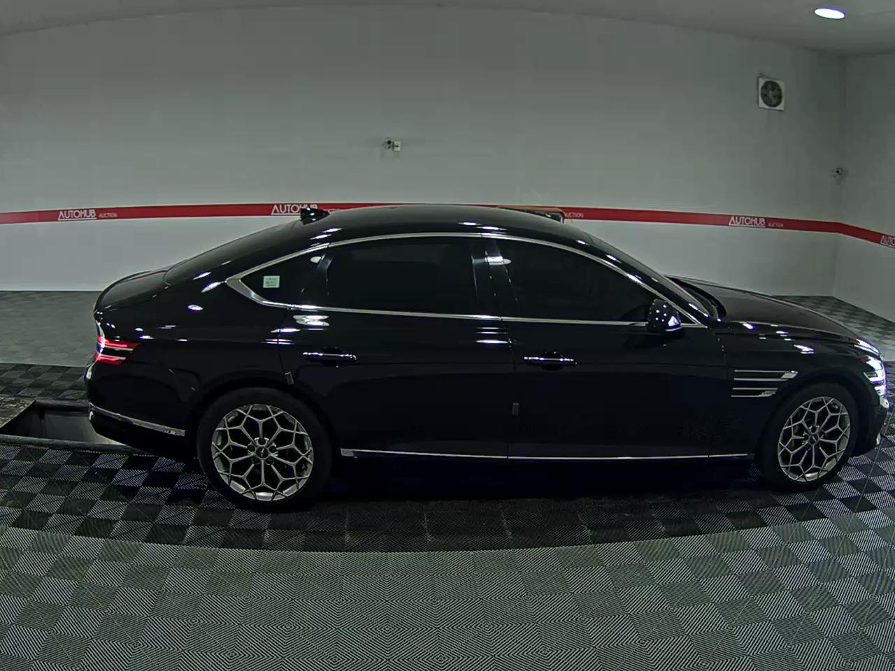 2022 - genesis g80