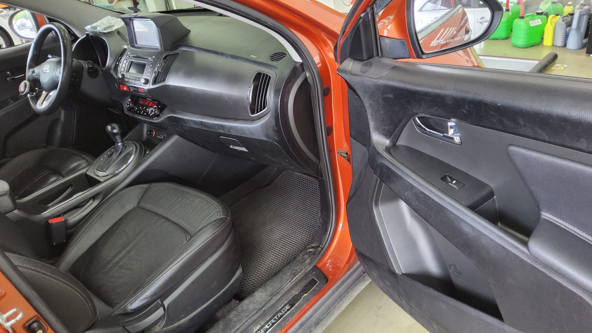 2011 - kia sportage