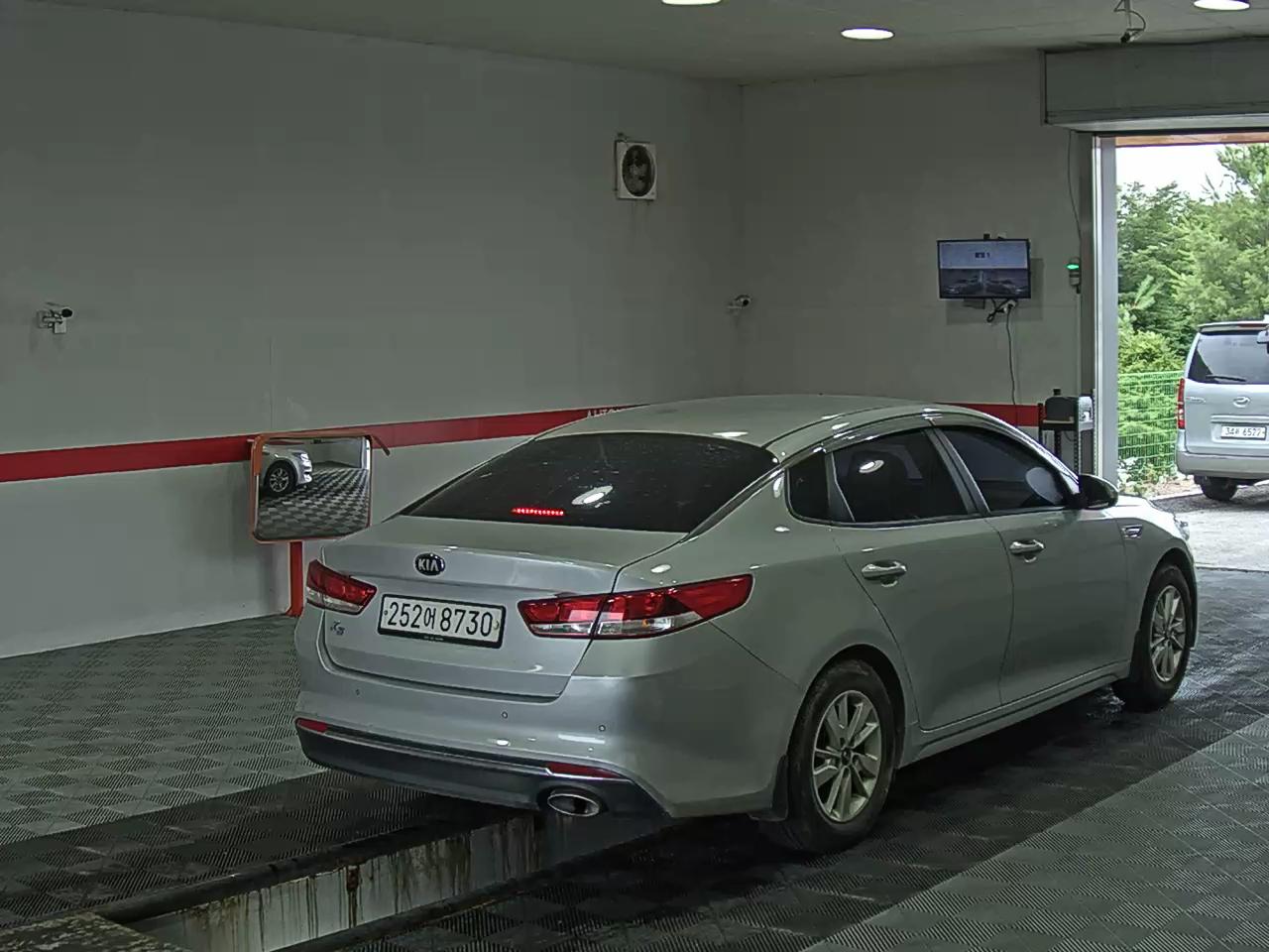 2016 - kia k5
