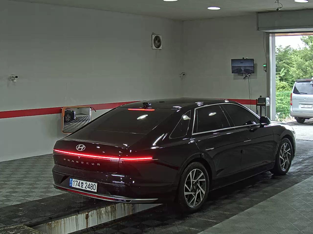 2023 - hyundai grandeur