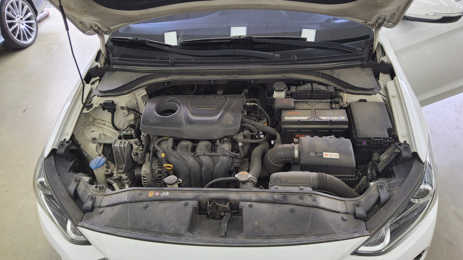 2017 - hyundai avante