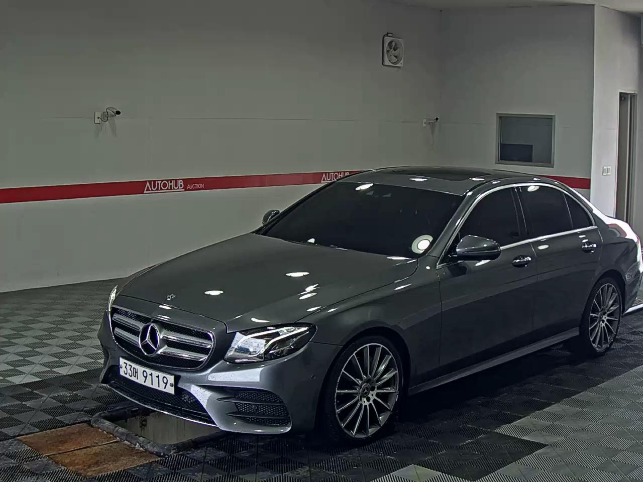 MERCEDES-BENZ CLASS (5TH GEN) E300 AMG
