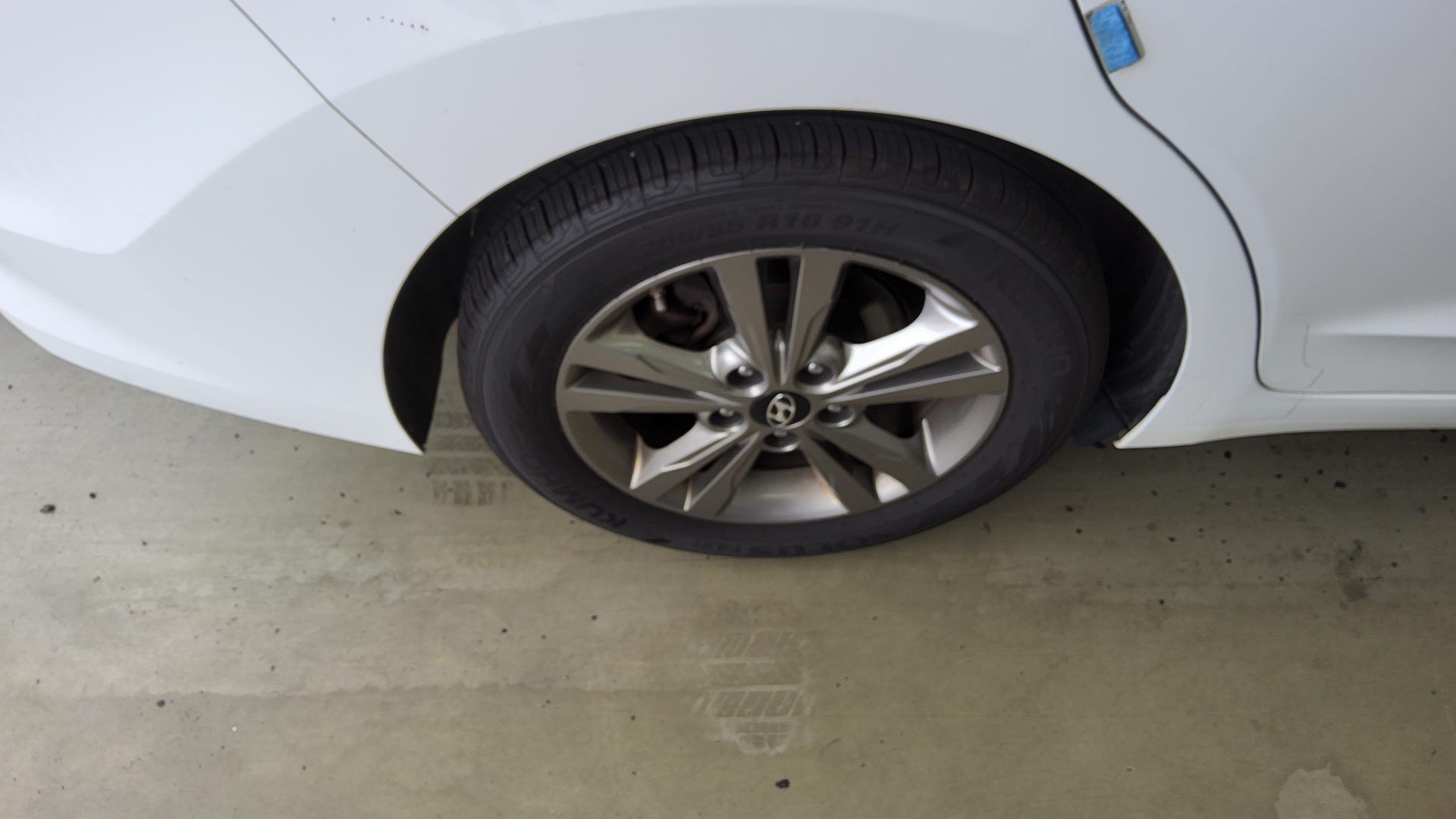 2017 - hyundai avante