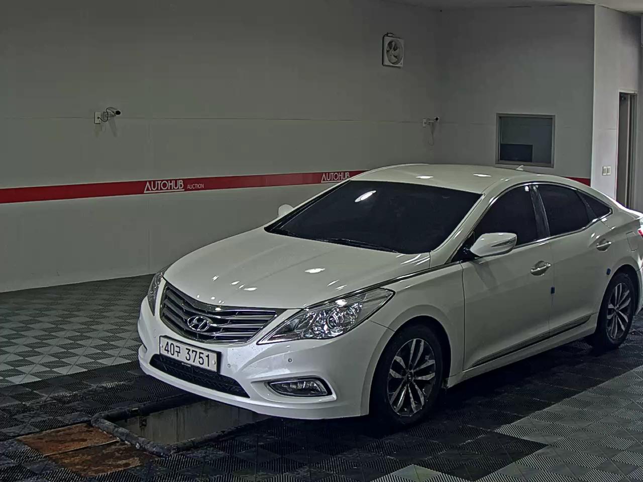 HYUNDAI GRANDEUR HG HG 240