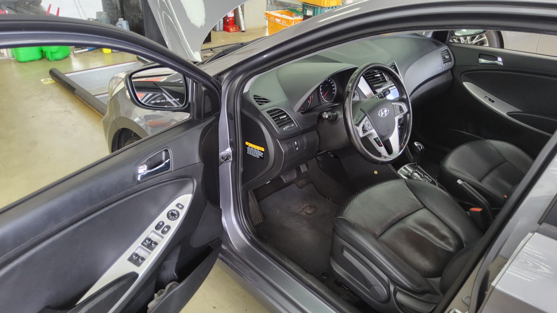 2015 - hyundai accent