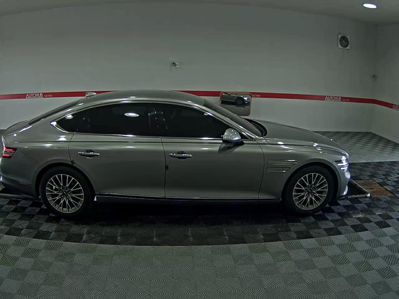 2023 - genesis g80