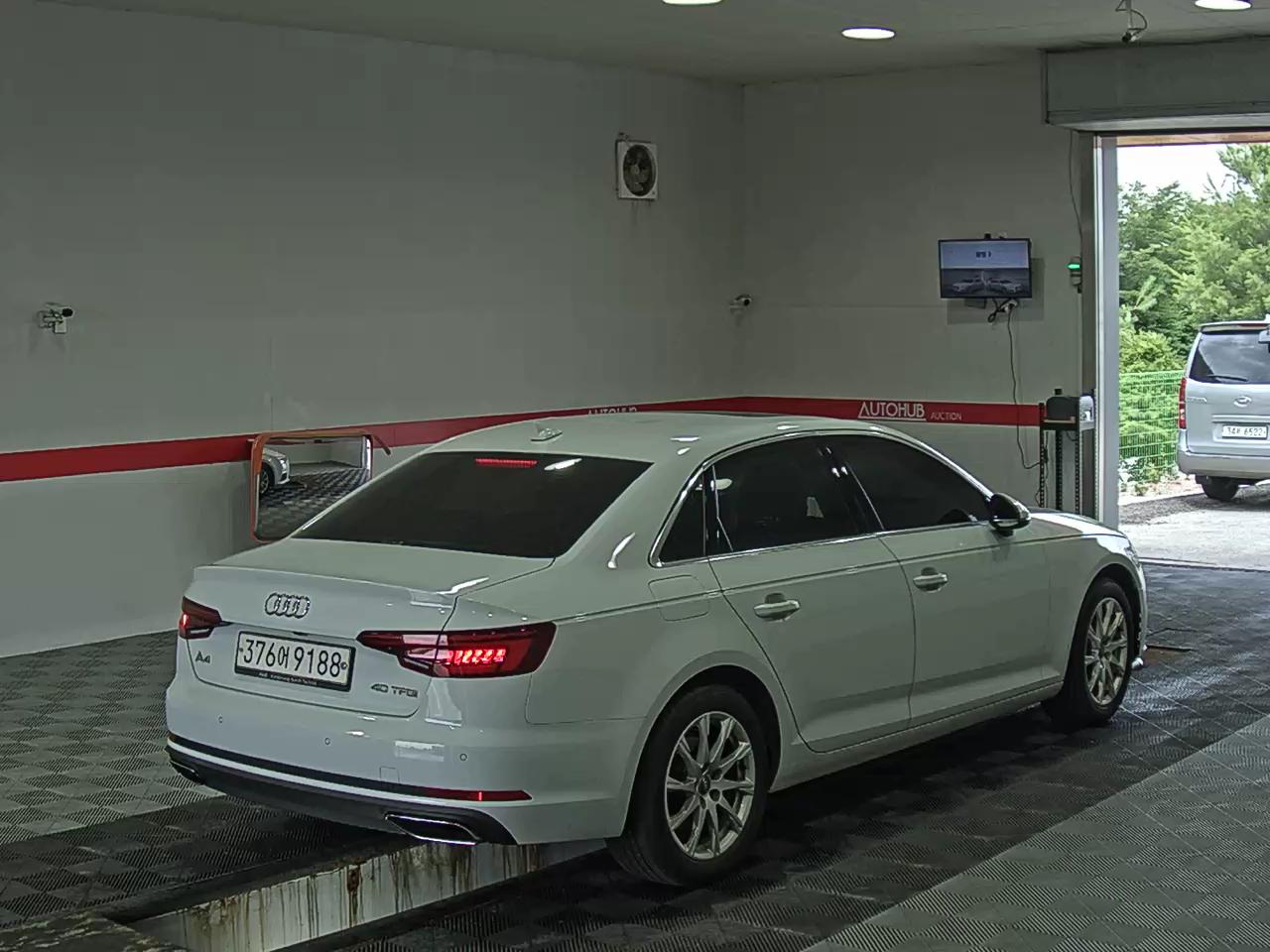2019 - audi a4