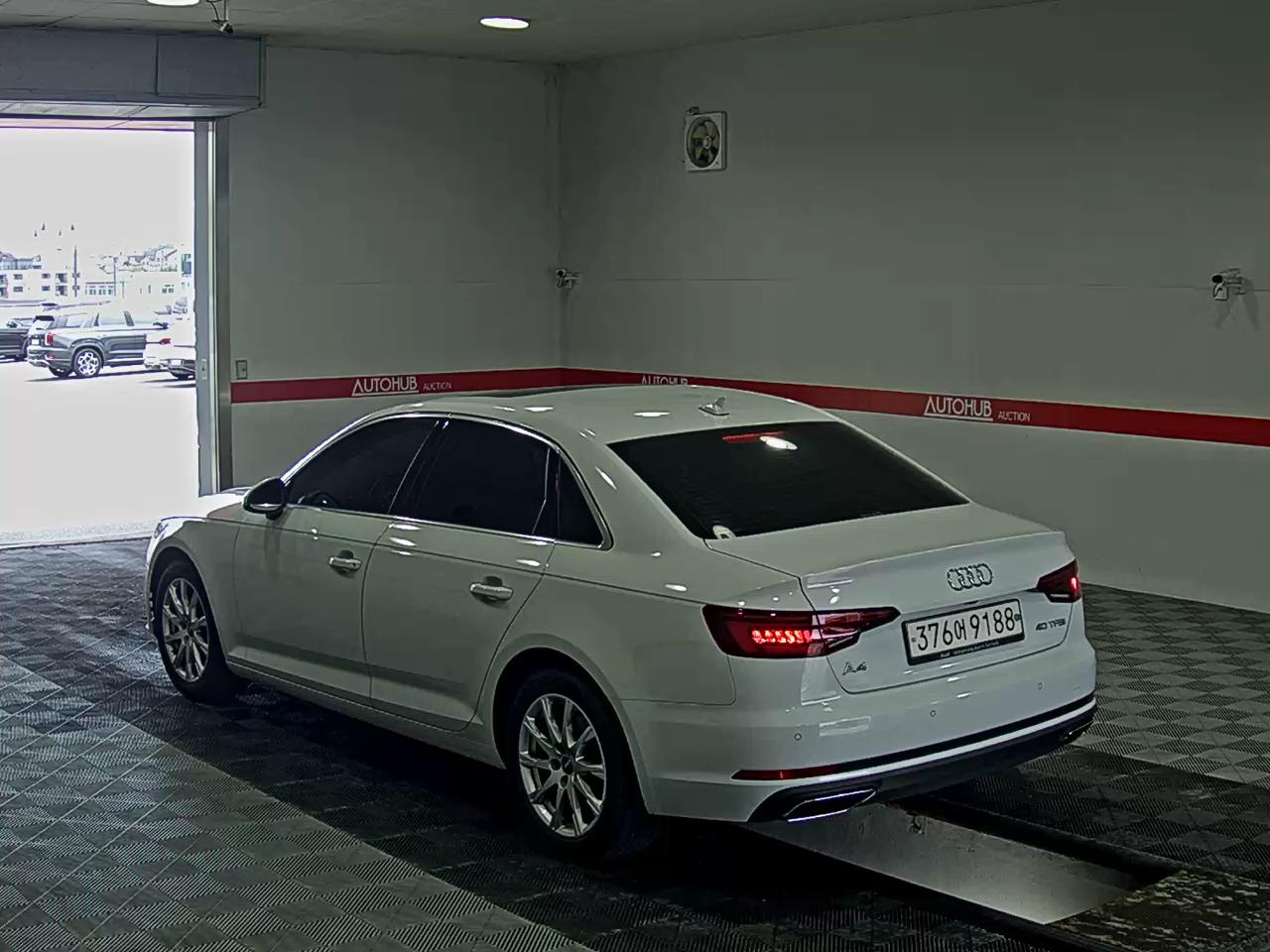 2019 - audi a4