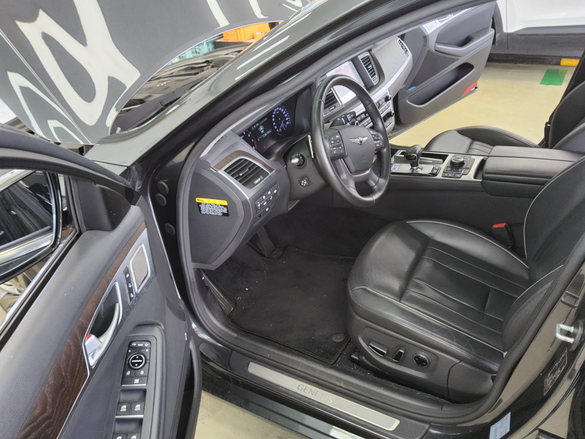 2019 - genesis g80