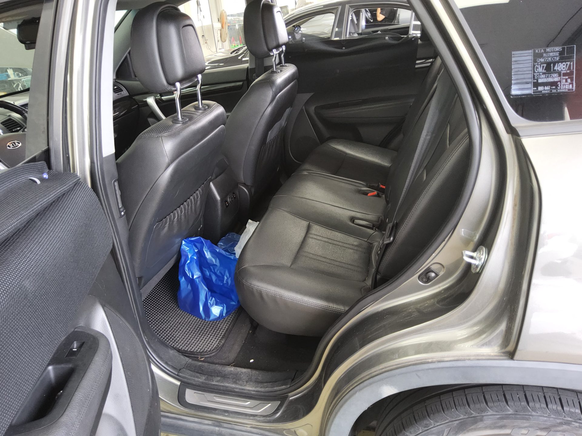 2011 - kia sorento