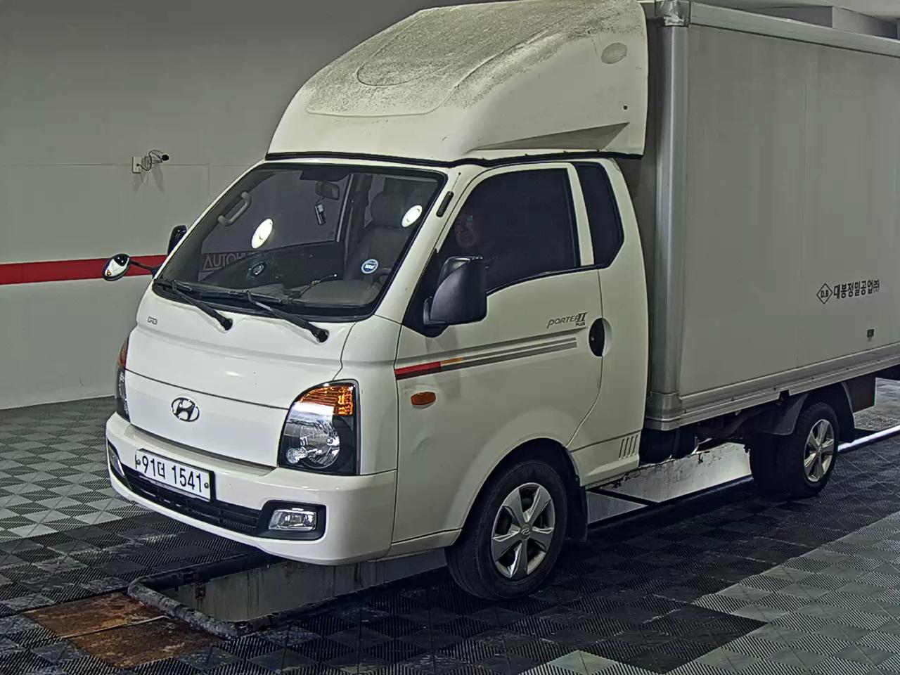 2013 - hyundai porter