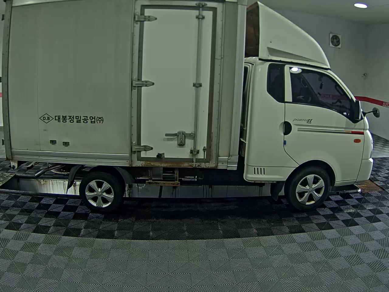 2013 - hyundai porter