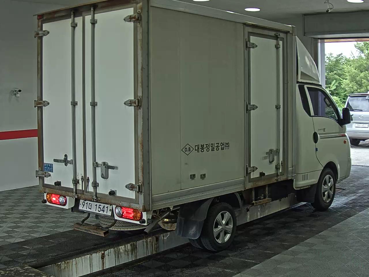 2013 - hyundai porter