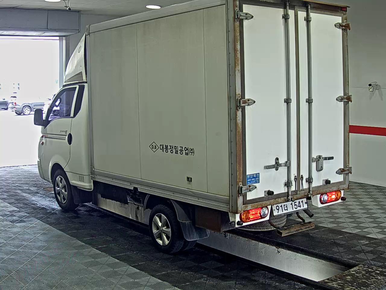 2013 - hyundai porter