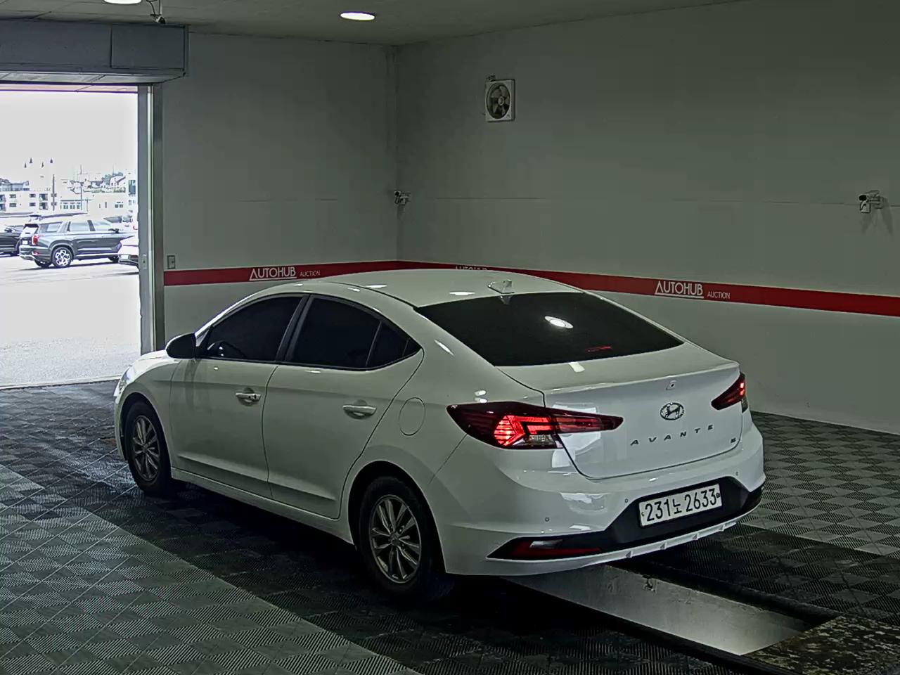 2020 - hyundai avante