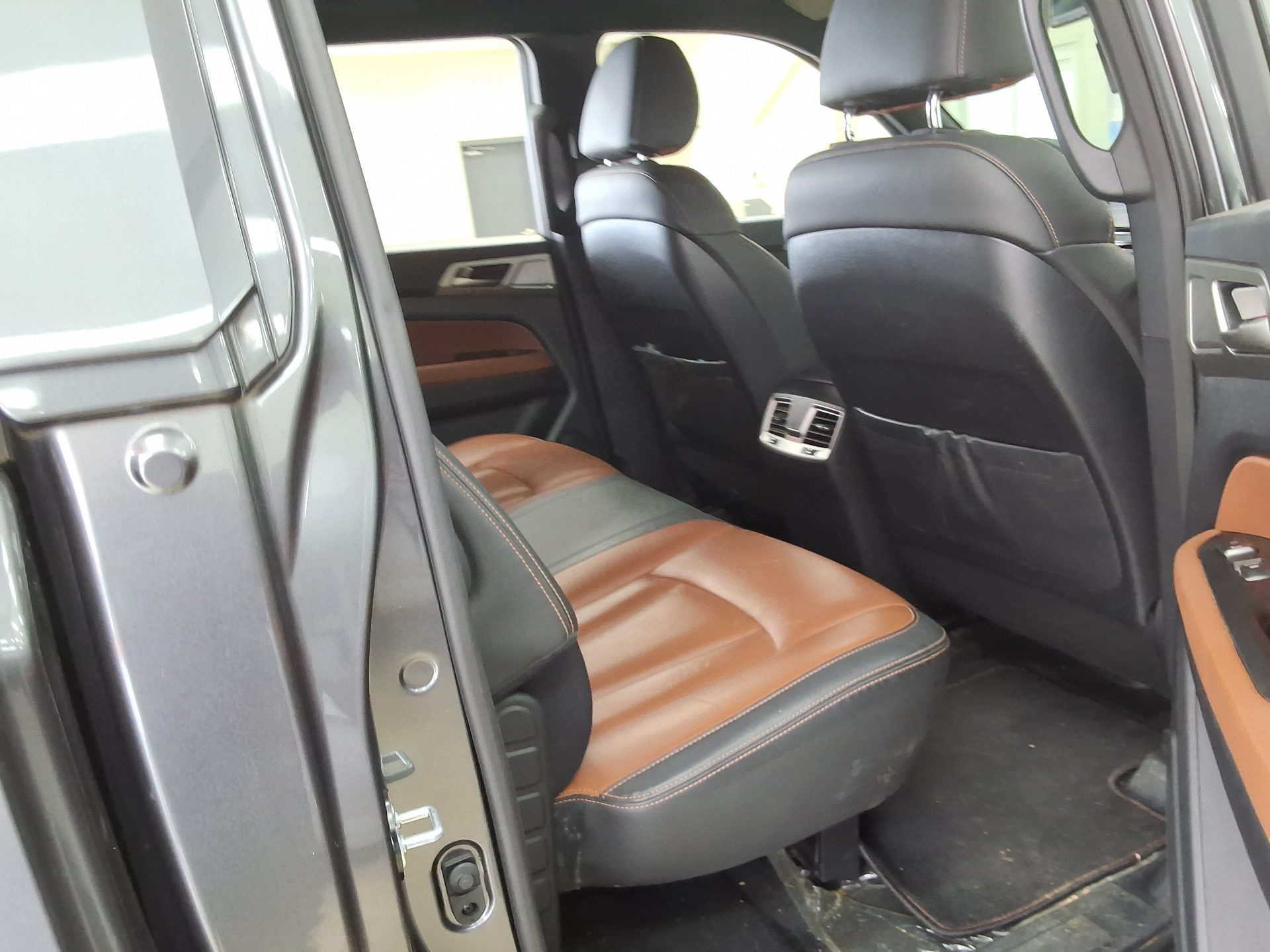 2019 - ssangyong rexton