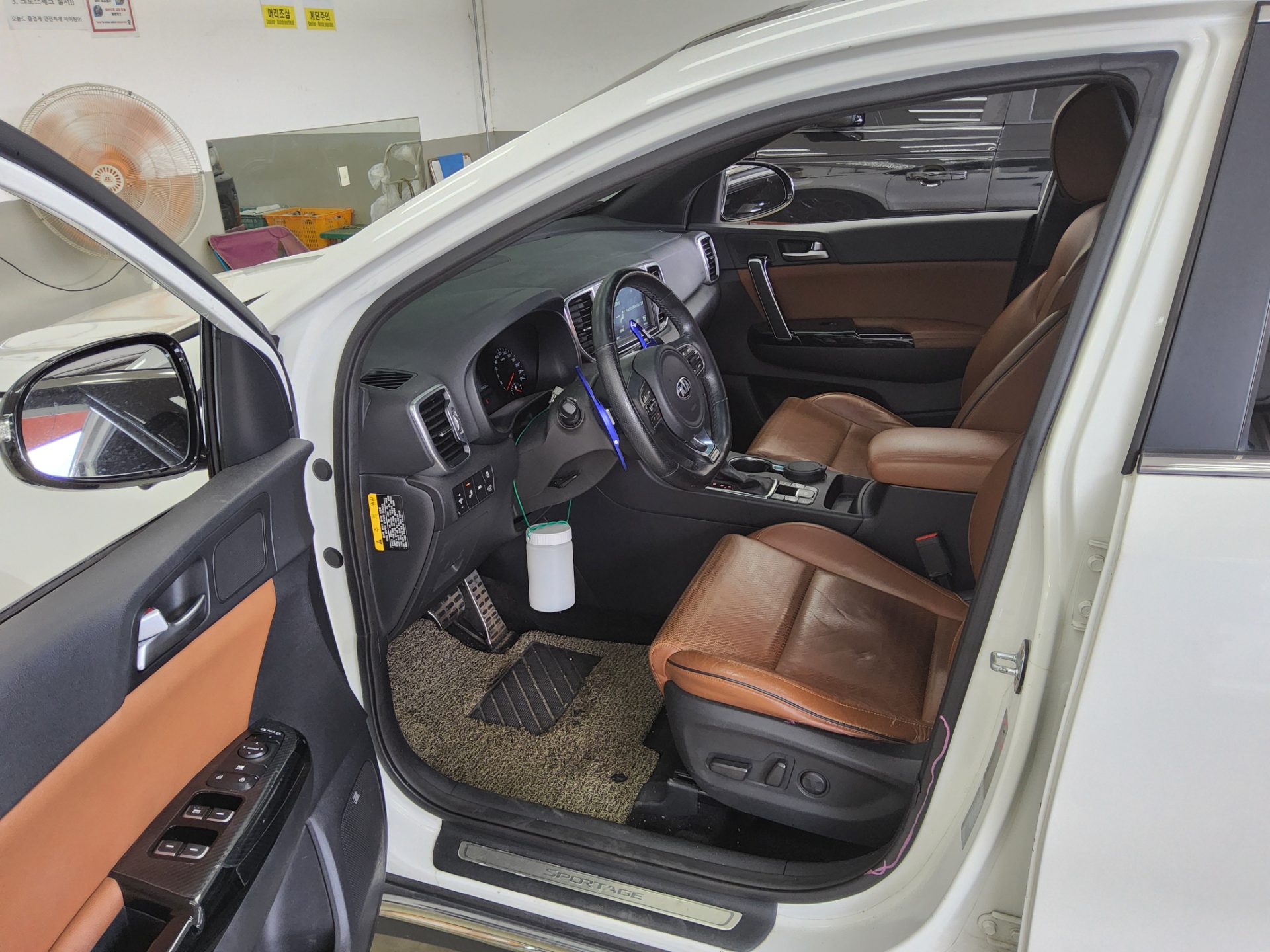 2016 - kia sportage