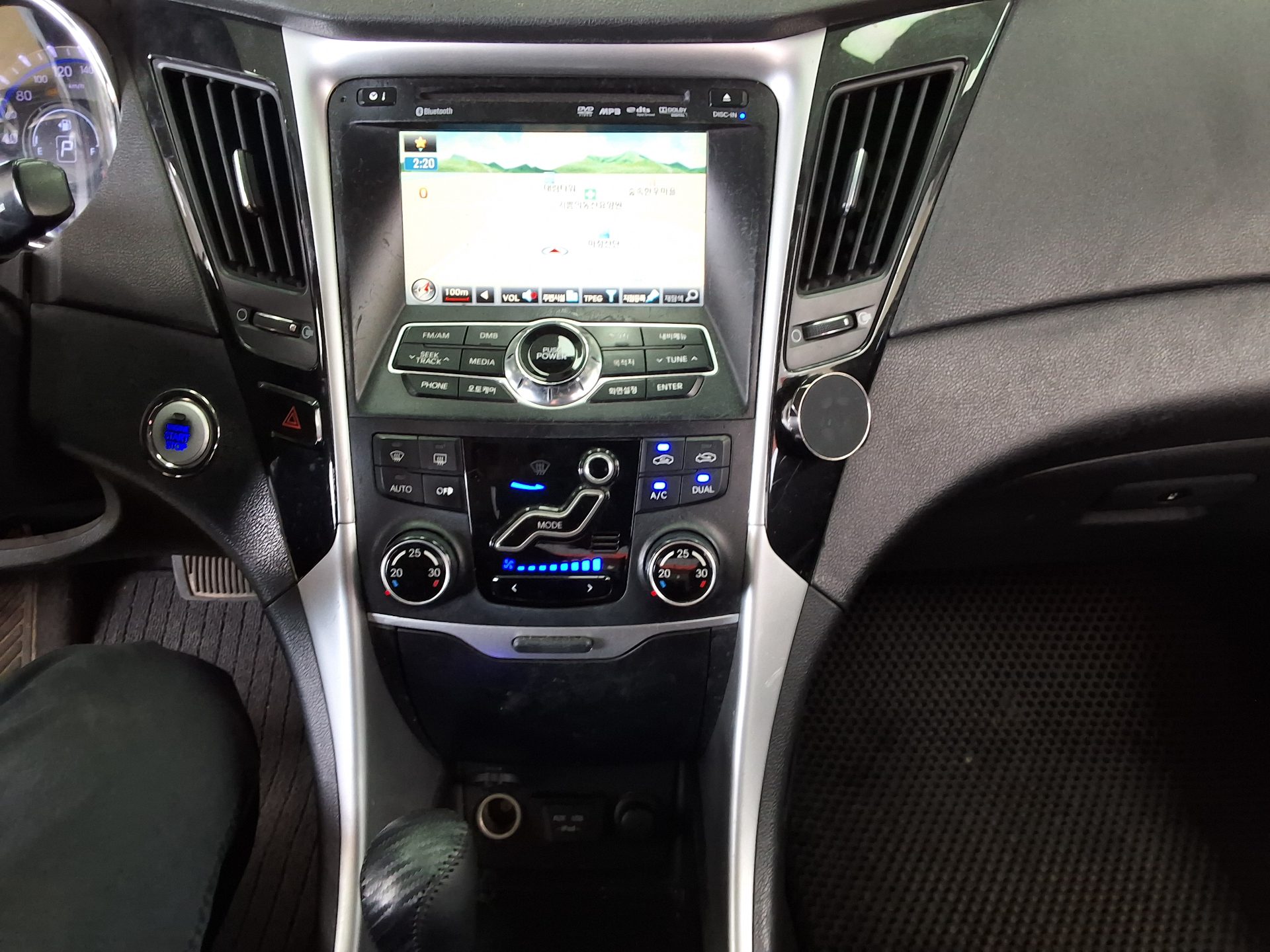 2010 - hyundai sonata