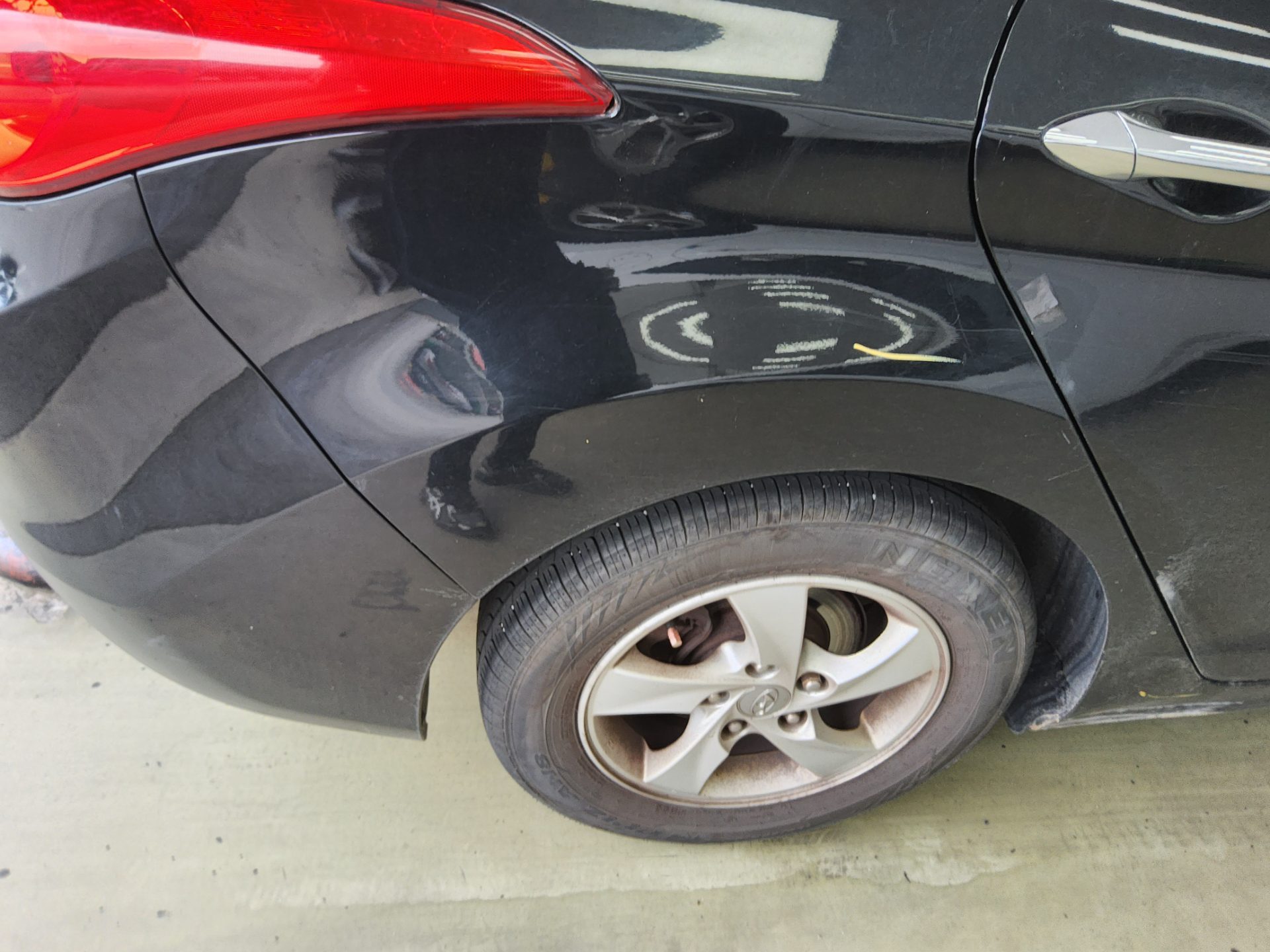 2012 - hyundai avante