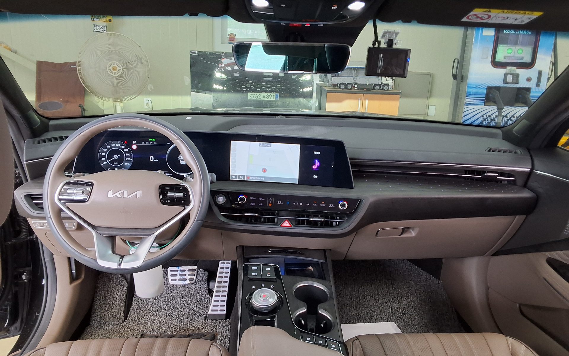 2024 - kia k8