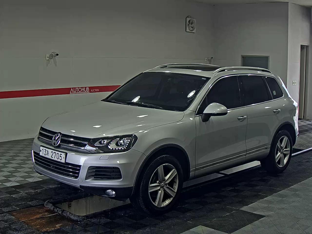 VOLKSWAGEN TOUAREG (2ND GEN) V6 TDI BLUEMOTION