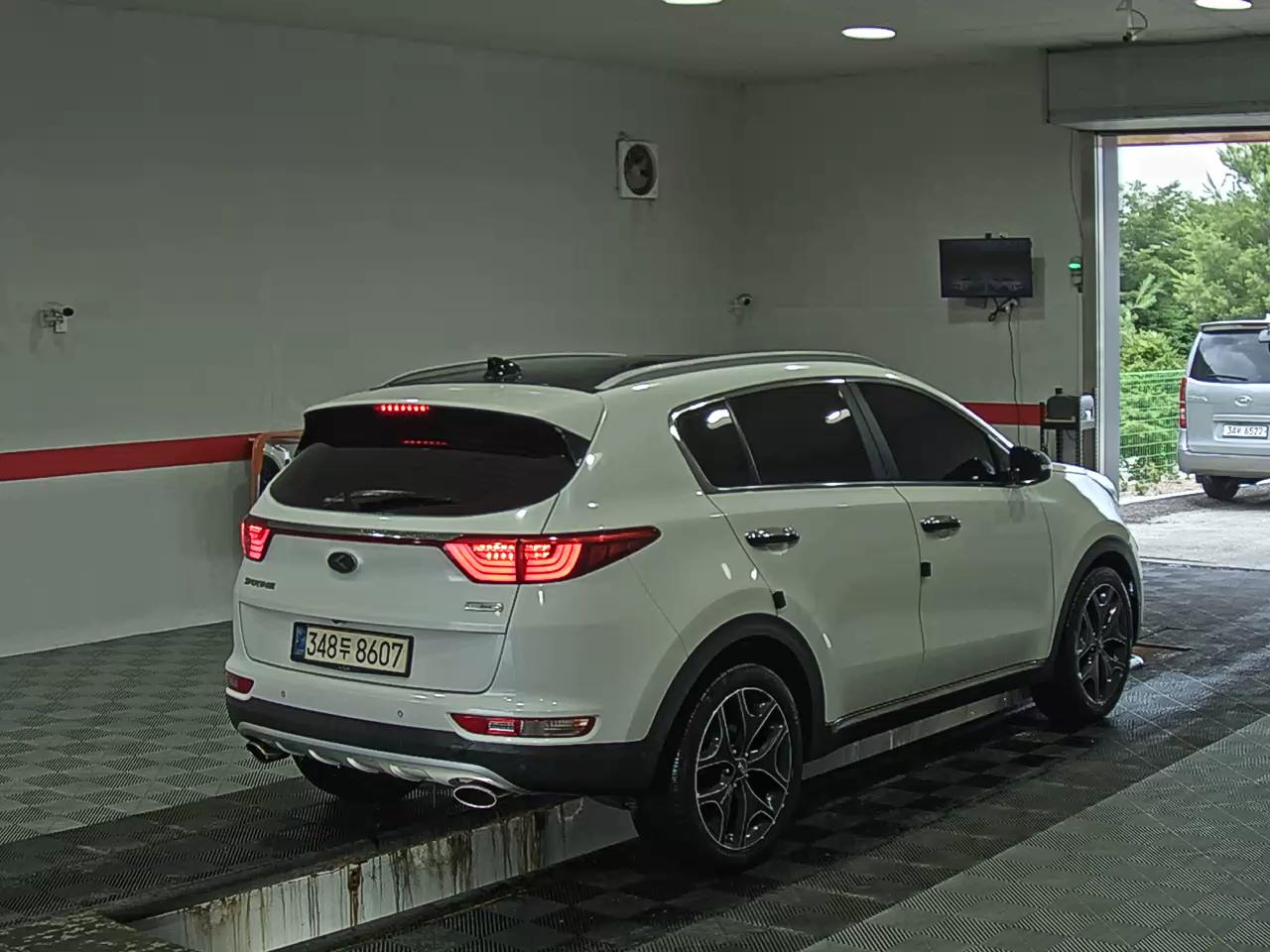 2016 - kia sportage
