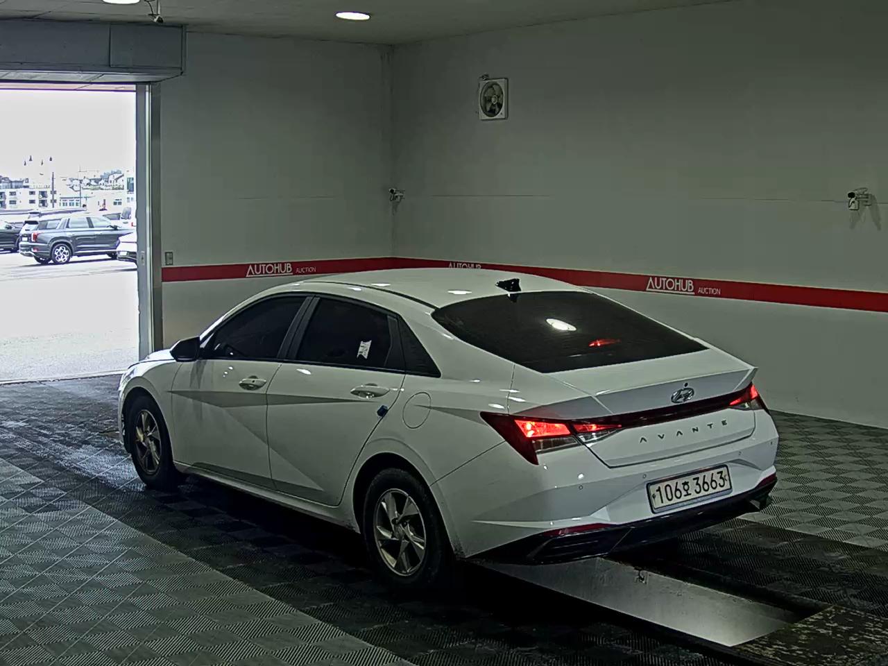 2022 - hyundai avante