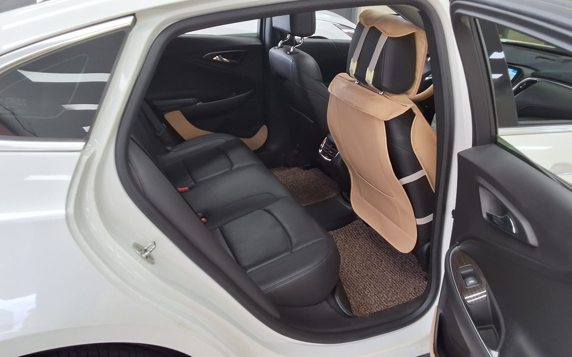 2017 - chevrolet malibu