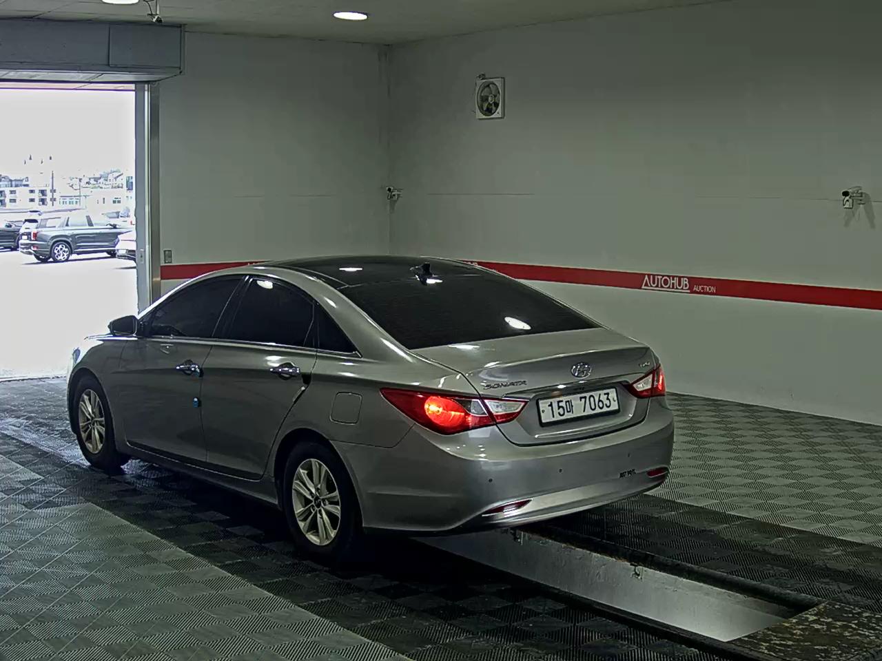 2010 - hyundai sonata