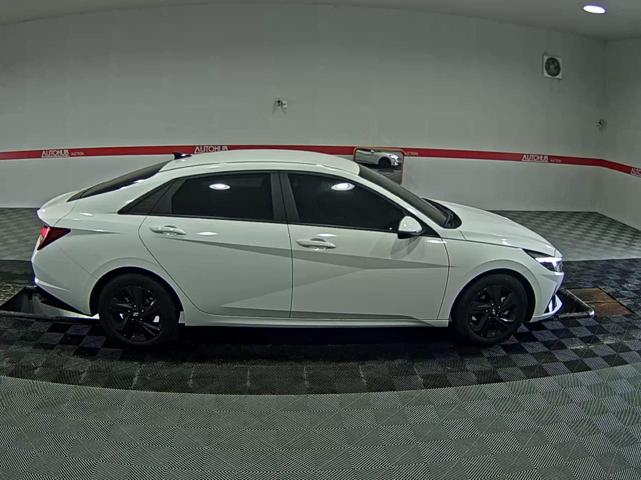 2023 - hyundai avante