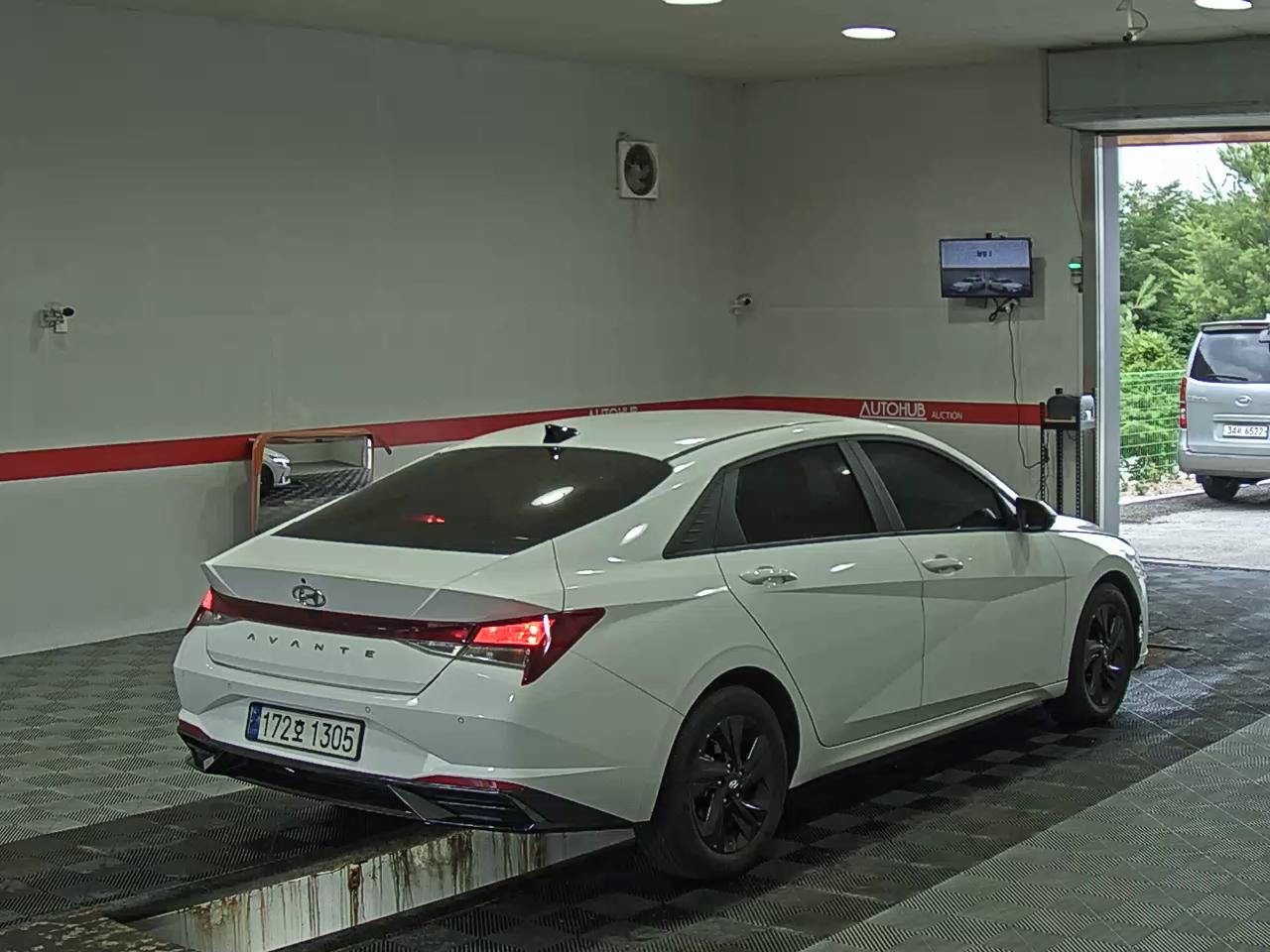2023 - hyundai avante