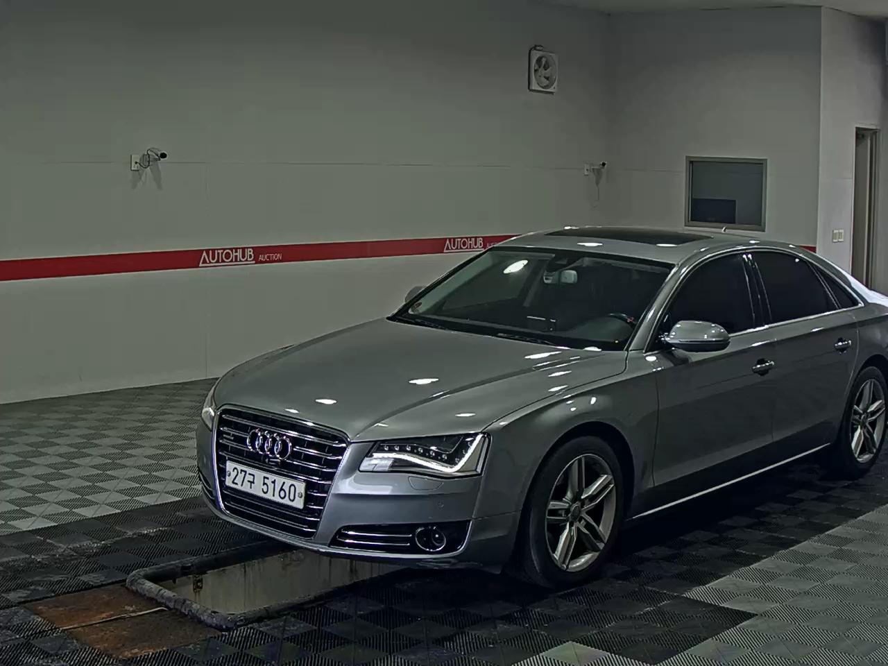 2013 - audi a8