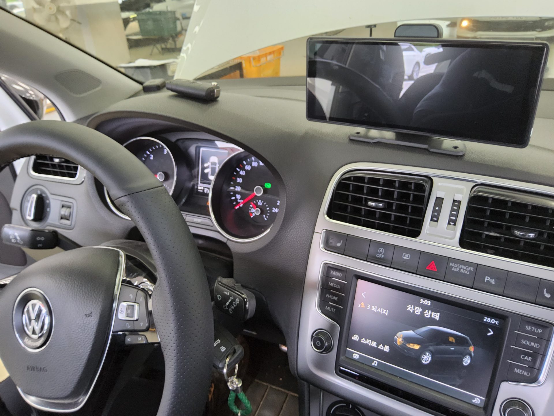 2015 - volkswagen polo