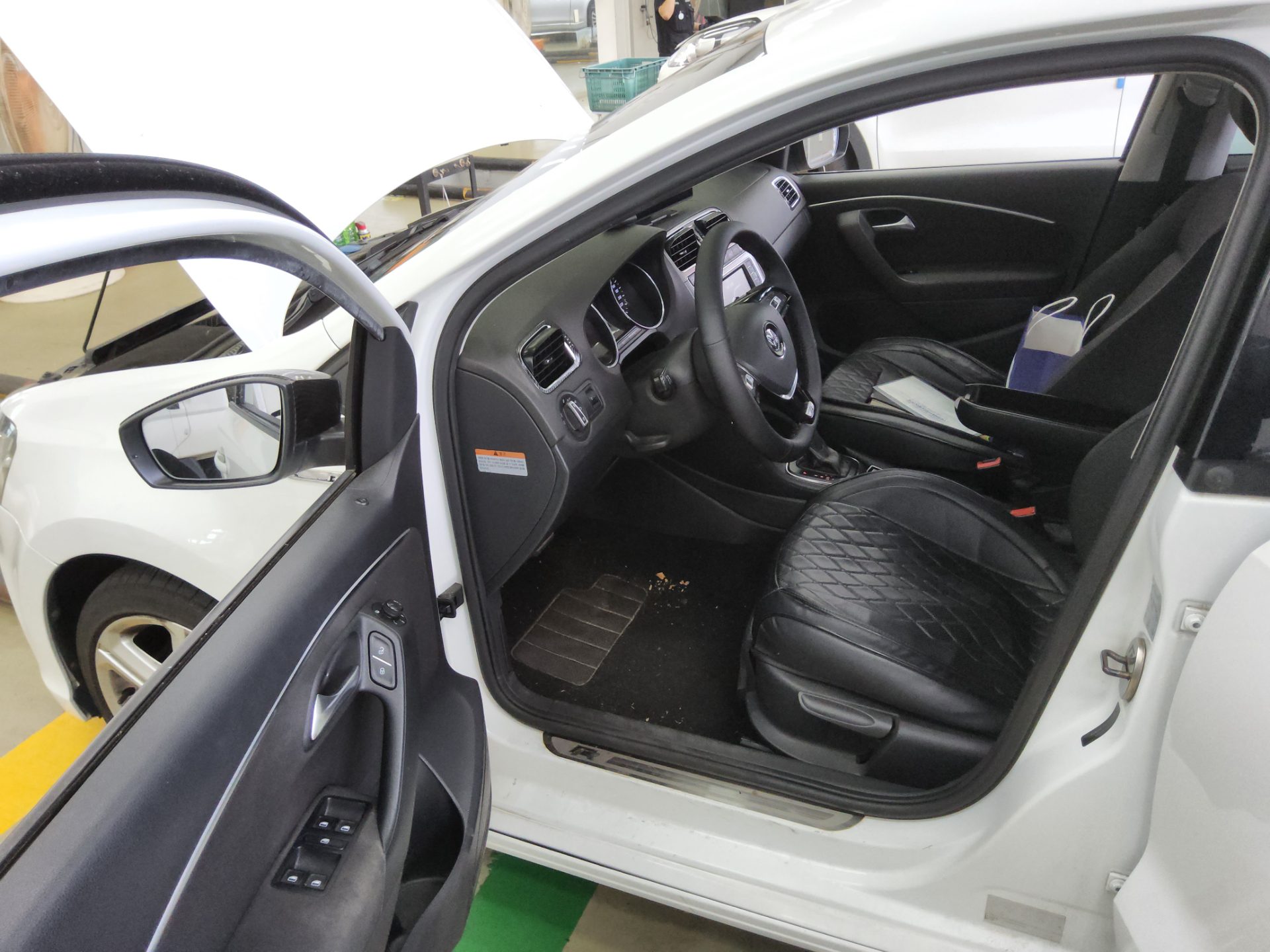2015 - volkswagen polo