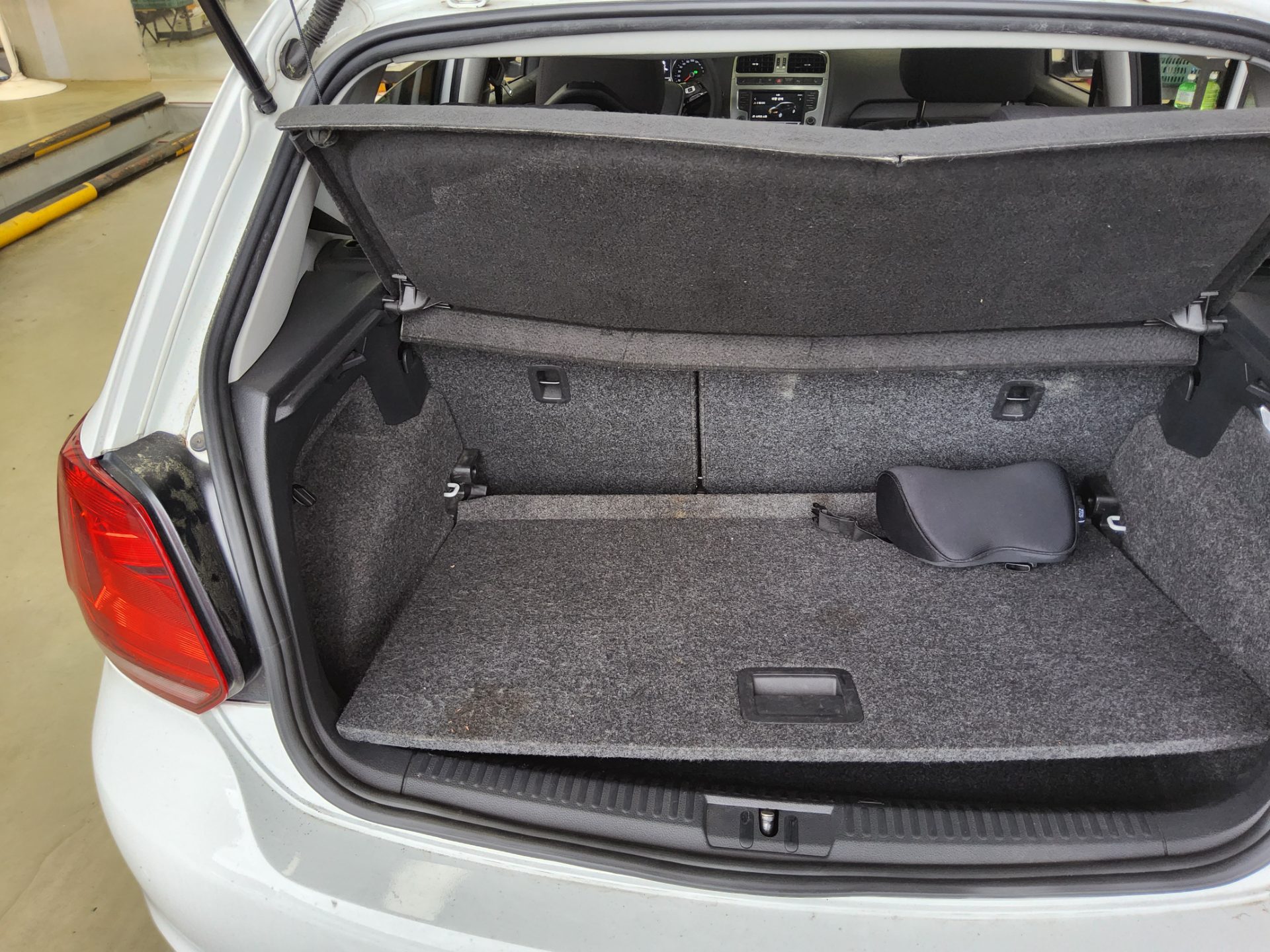 2015 - volkswagen polo