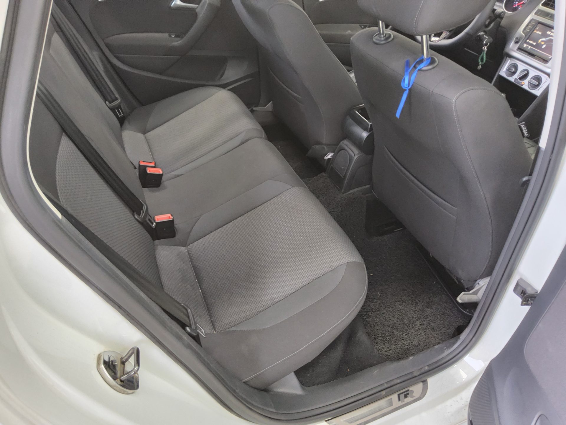 2015 - volkswagen polo