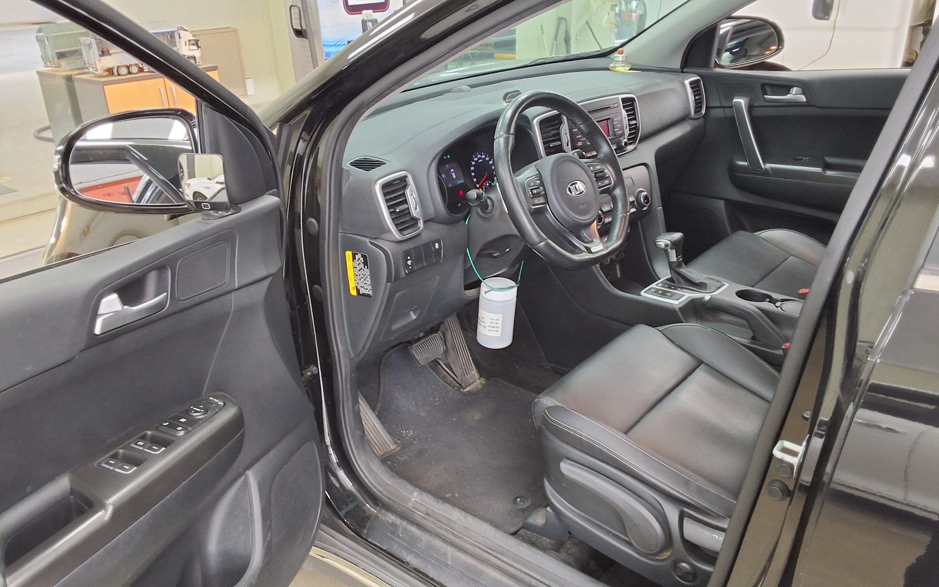 2016 - kia sportage