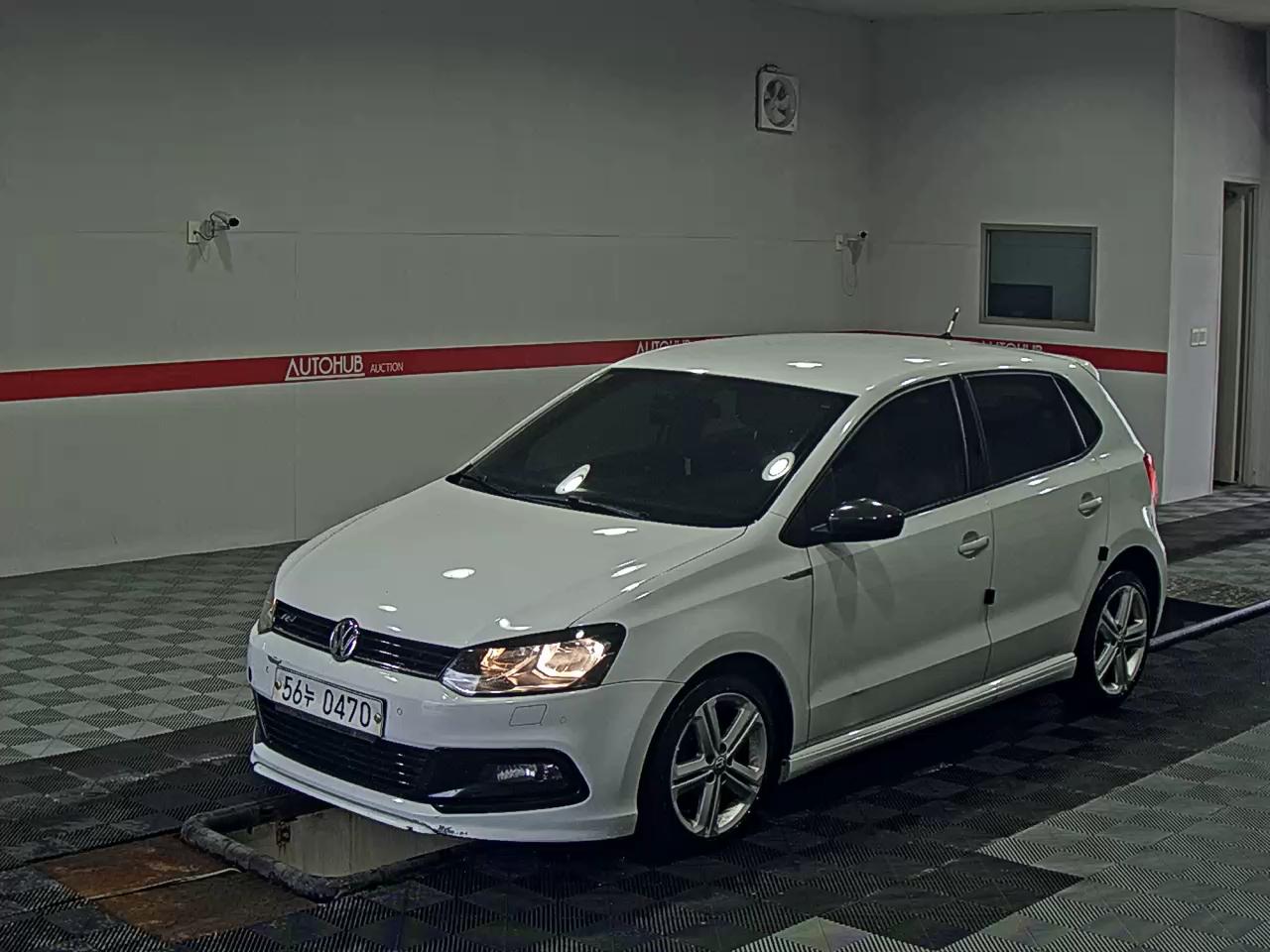 VOLKSWAGEN POLO (5TH GEN) TDI R