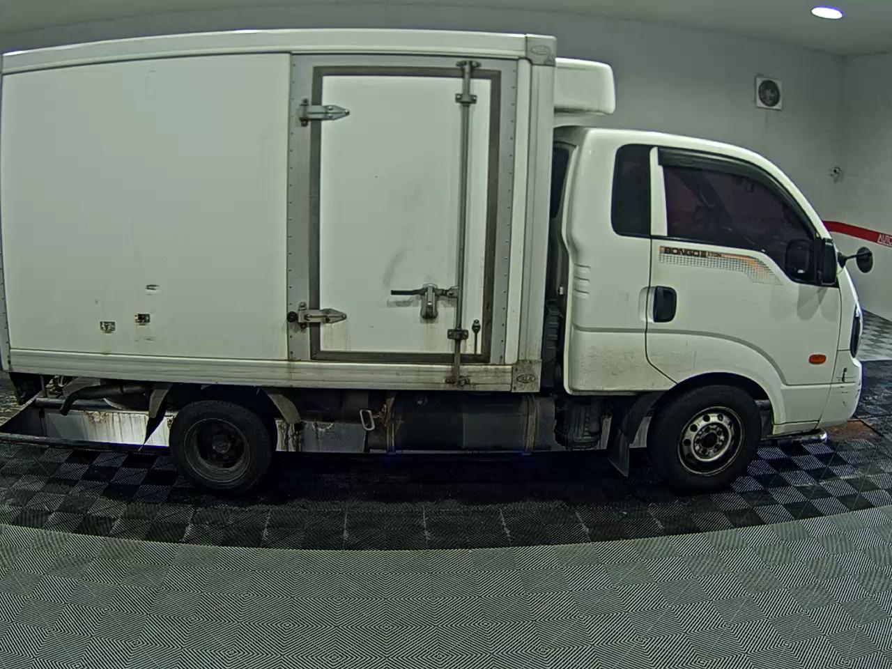 2015 - kia bongo