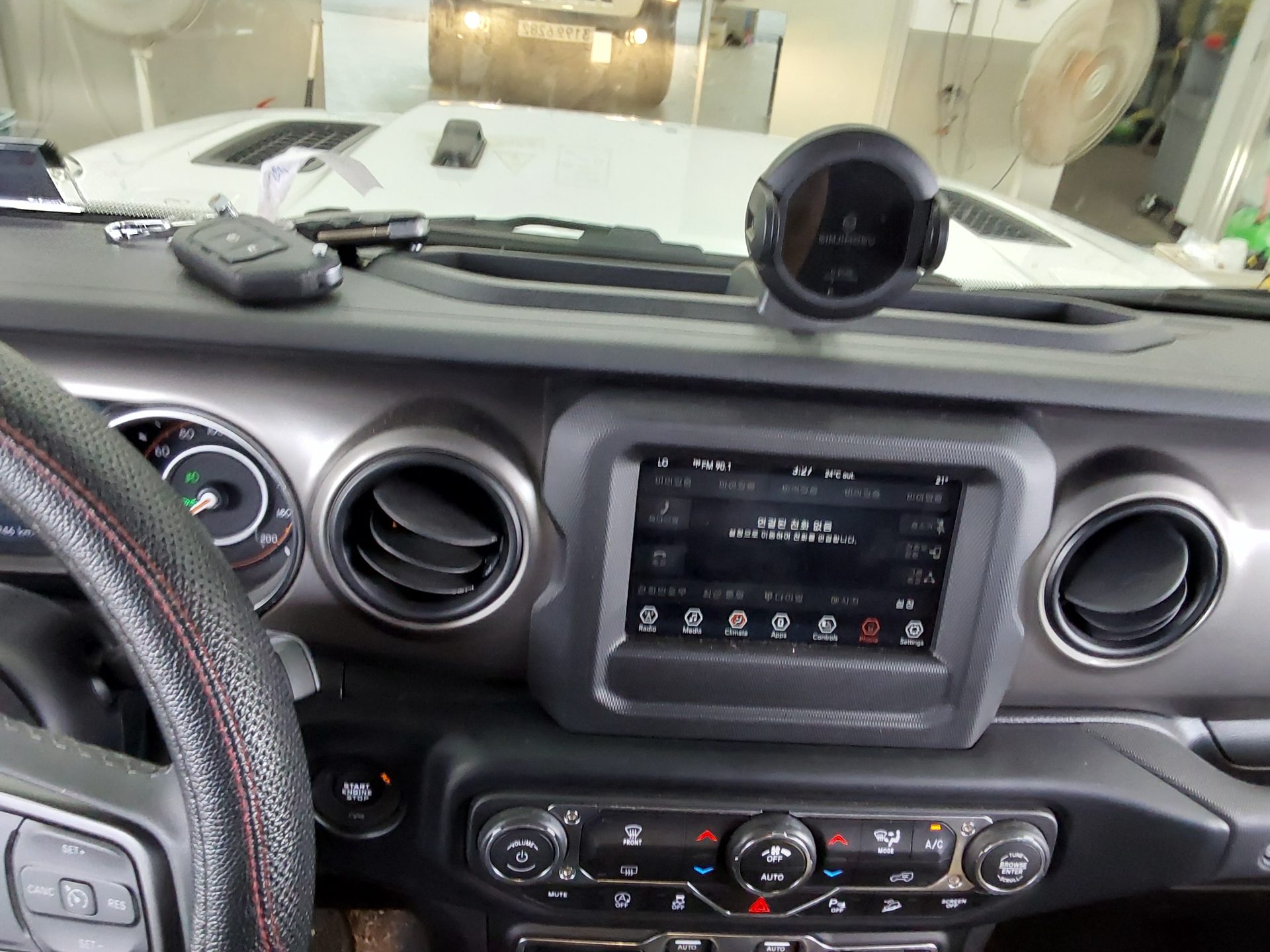 2019 - jeep wrangler
