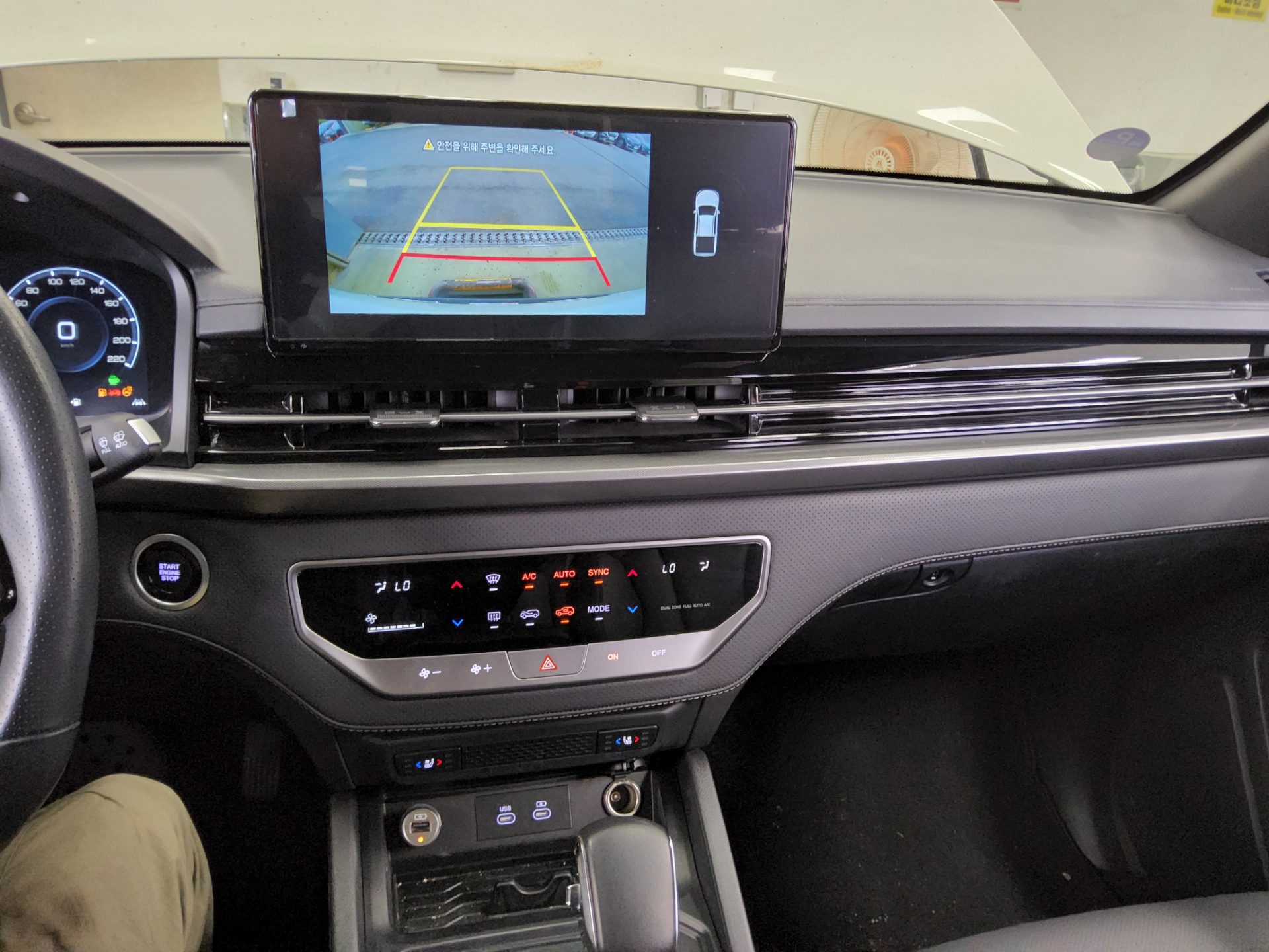 2025 - ssangyong rexton