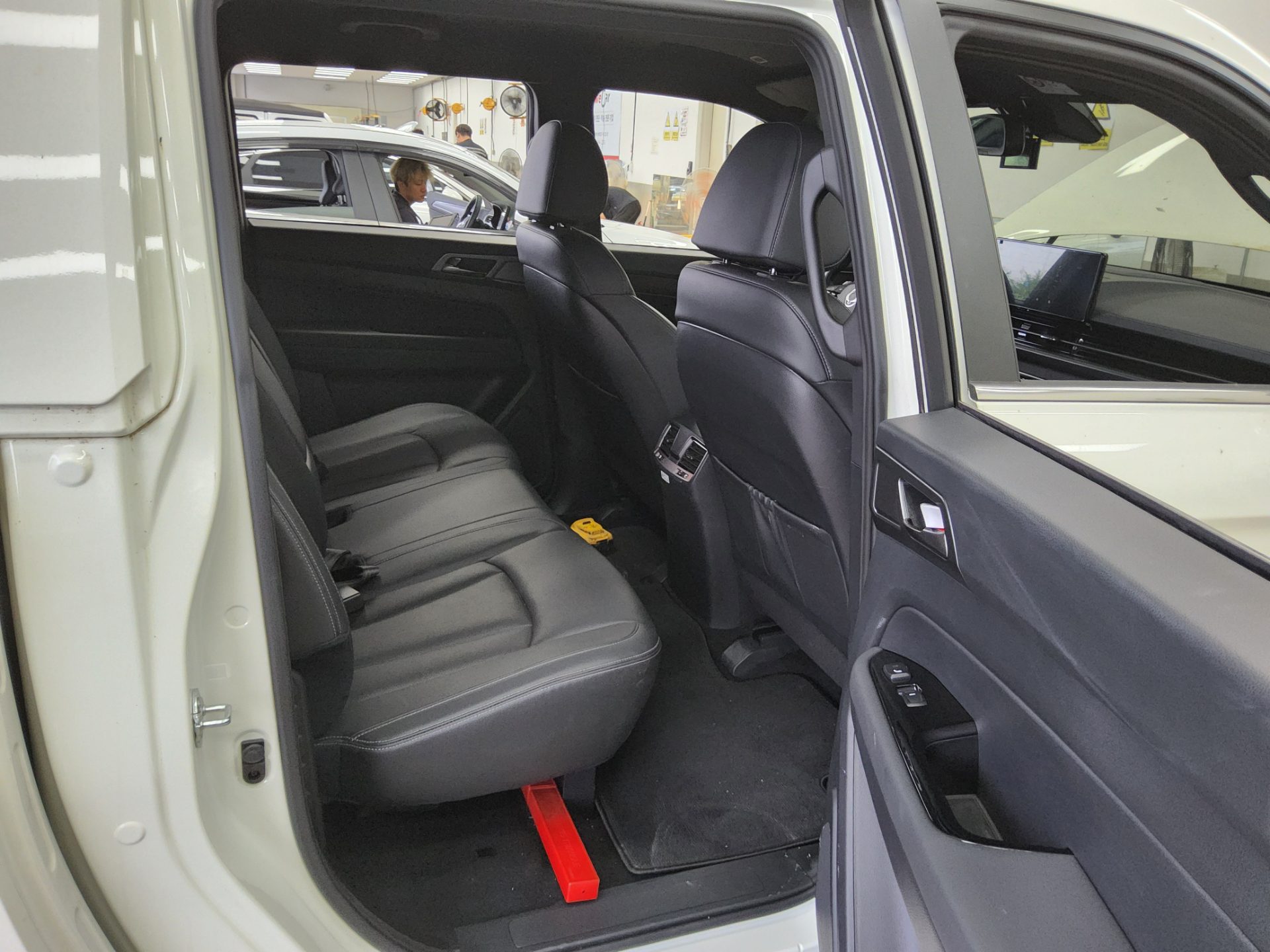 2025 - ssangyong rexton